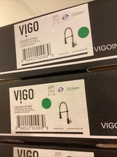 VIGO VG02001STMB Edison PullDown Kitchen Faucet in Stainless Steel/Matte Black