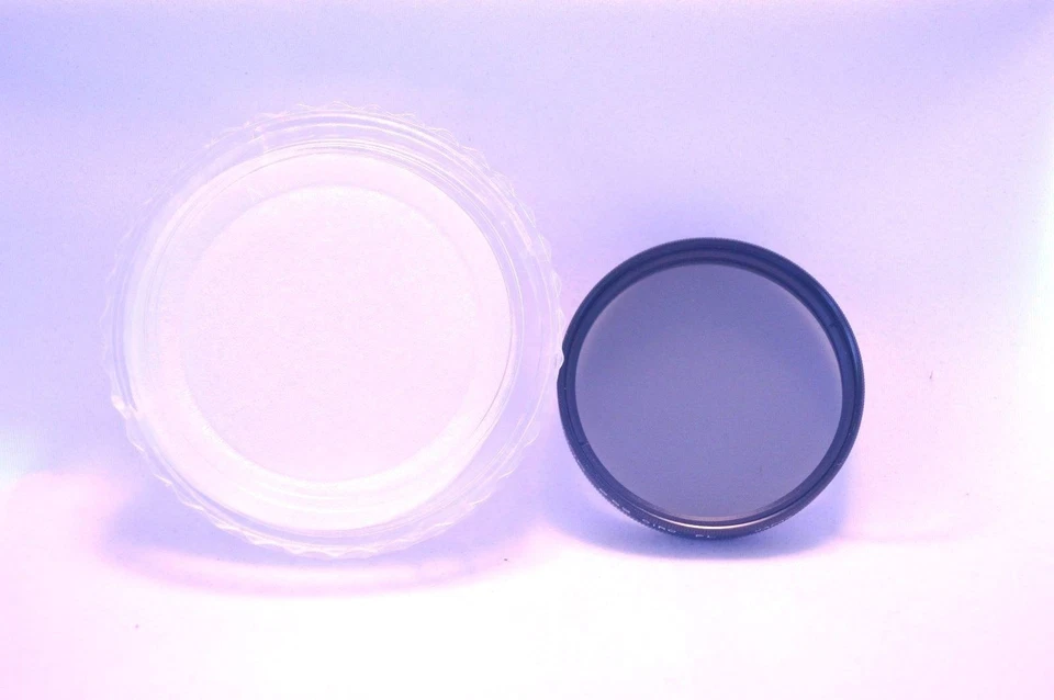 Soligor 52 mm Cir. Polarizer Screw-In Filter with Case Made in Japan (R-96) - Image 2 of 2