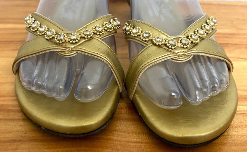 Island Slipper Hawaii GOLDEN Leather Sandals Slides Embellished Women's Size 7 - Picture 3 of 12