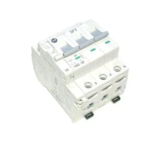 ALLEN BRADLEY  1492-SP3C160  3-POLE CIRCUIT BREAKER W/AUXILIARY CONTACT MODULE