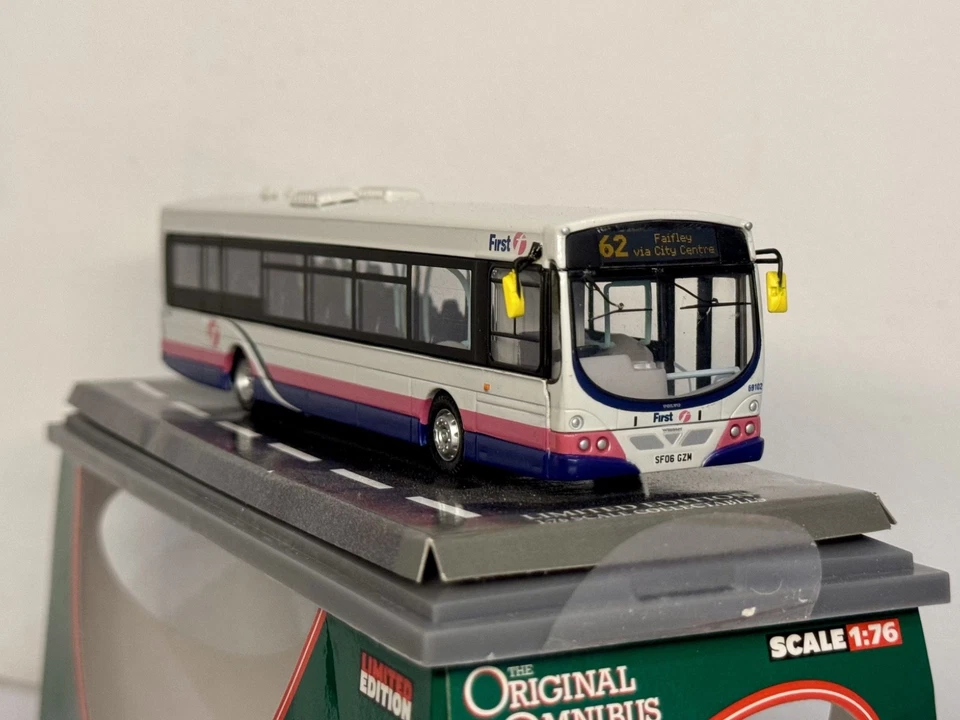 1/76 First Bus Glasgow Wright Eclipse Urban Volvo B7RLE Bus UKBus Model Corgi - Image 3 of 4