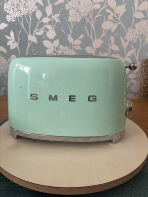 Smeg TSF01 Retro Style 2 Schlitz Elektro Toaster - Pastellgrün (gebraucht leichte Markierung)