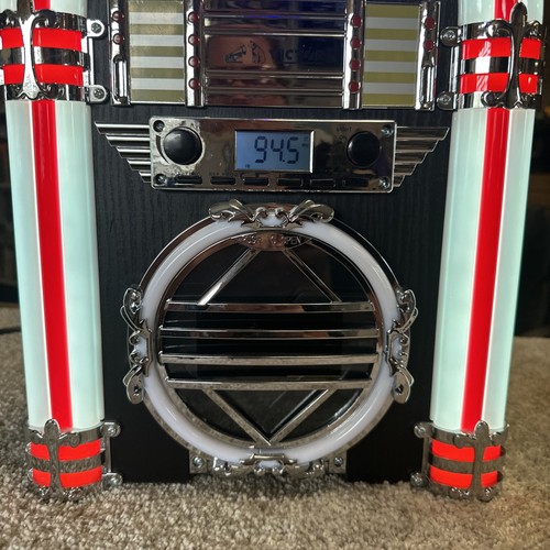 Victor Broadway Desktop Bluetooth Jukebox w/ LED Lighting, Bluetooth & CD Player - Picture 3 of 5