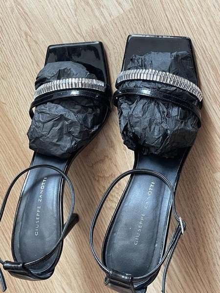 Women Giuseppe Zanotti Heels Black Leather 39