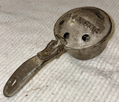 VINTAGE ARCTIC NO. 3 CAST IRON ICE SHAVER