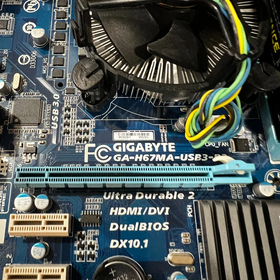 GIGABYTE H67MA-USB3 mATX Retro Motherboard Combo! •i7-2600 •16GB RAM •GTX750 - Image 3 of 4