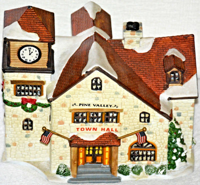 Lemax Village Collection Pine Valley Town Hall Jukebox Junction Porcelain House