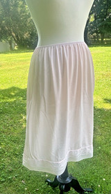 VTG  Movie Star 100% Nylon Pale Pink Half Slip Lace Hem Size XL Union Label USA