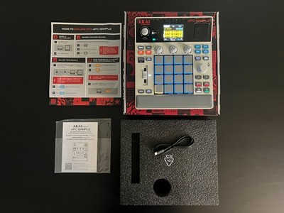 AKAI Professional MPC Sample Open Box Mint Condition w/ Original Box Tested
