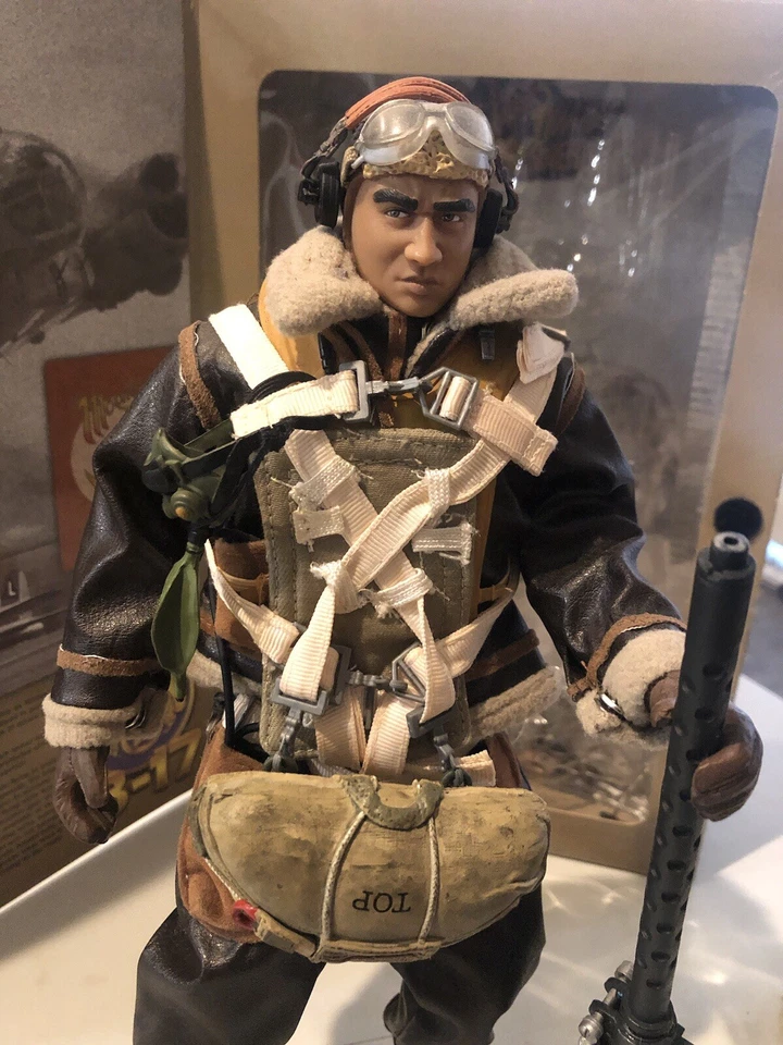 Ultimate солдат масштаб 1/6 B-17 талии стрелок 21-го века игрушки полный новый из старых запасов  - Изображение 2 из 4