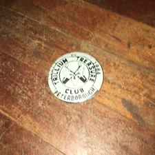 Trillium Treasure Club S.O.O.T.H. Hunt PETERBOROUGH 1984 Badge Button