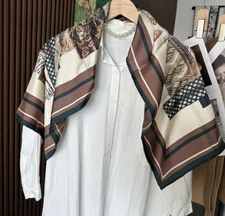 Pure 18 Momme Twill Silk Bandanna Scarf Wrap totem Print Square Shawl 88X88cm