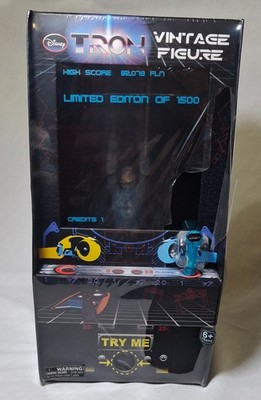 Disney Tron Vintage Figure 2010 SDCC Exclusive 1500 Spin Master