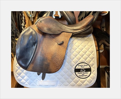 Ideal “Patriot” Dual Flap Jump Saddle. 17.5” M