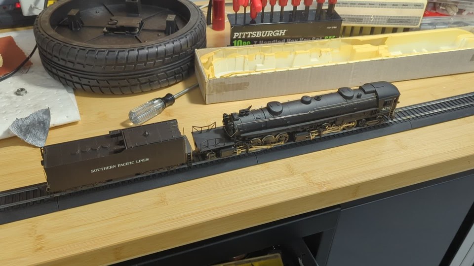 What is an affordable price for a HO scale Rivarossi Cab Forward locomotive