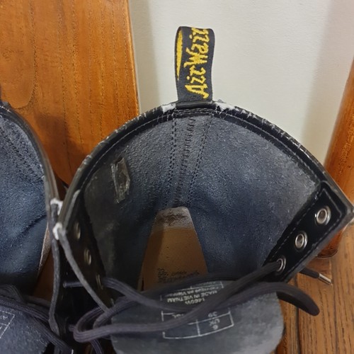 Dr Martens Womens 1460 W Black Patent shoes | US 8 - Picture 11 of 24