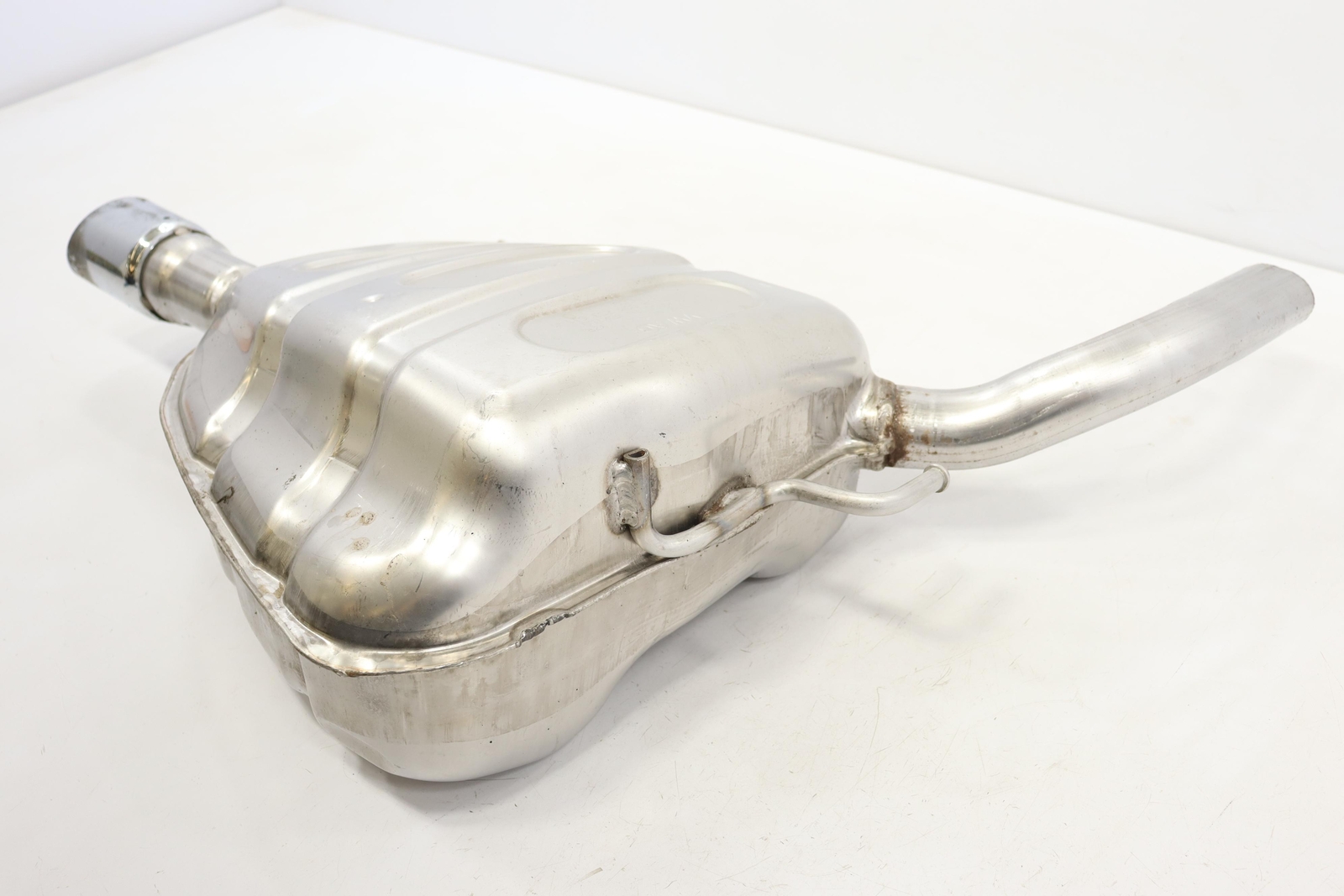 2019 - 2023 VOLKSWAGEN JETTA GLI 2.0L EXHAUST REAR LEFT MUFFLER 
