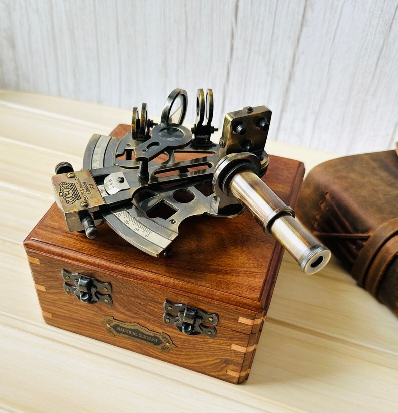 Nautical Brass Working Sextant Antique Maritime Navigational Instrument Vintage