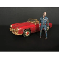 ZOMBIE MECHANIC FIGURINE I FOR 1/24 SCALE MODELS BY AMERICAN DIORAMA 38297