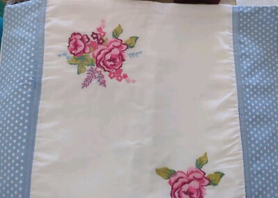 Dunelm ''Anna'' Roses Embroidered Cornflower Blue W/ White Polka Dot Placemats Set