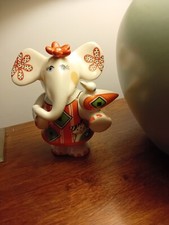Vilroy and Bosch Elephant Ornament used. 