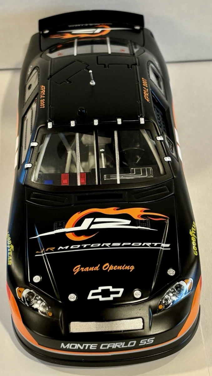 ＆【A0118】激レア 2007 デイル・アーンハートJR #8 レーシングカー NASCAR Diecast Review: 2007 Dale Earnhardt Jr Stars & Stripes 1/24