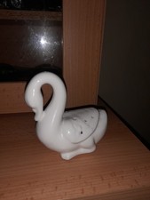 White Ceramic Swan Pot Pourri Holder