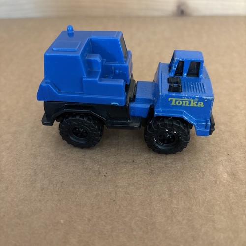 Vintage 9- 90's Tonka small size construction vehicles; older blue hot rod USA; - Picture 13 of 16