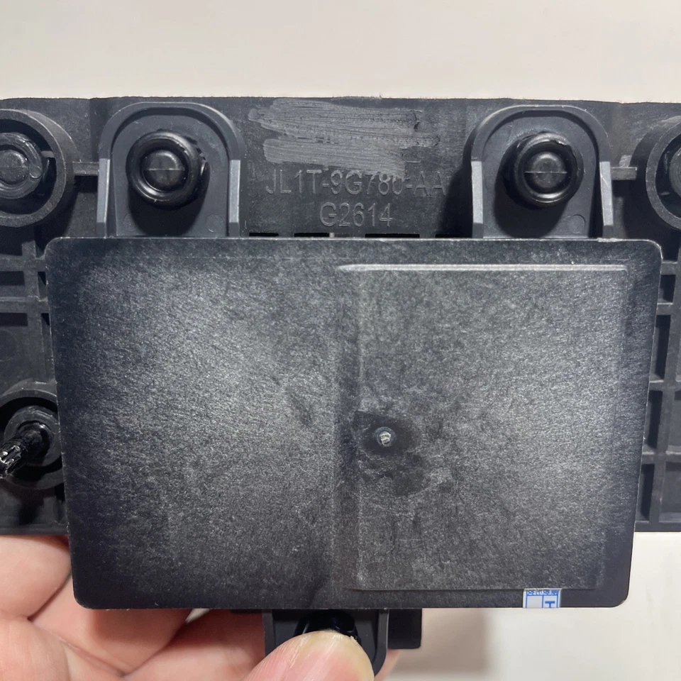 18 -21 FORD EXPEDITION, LINCOLN NAVIGATOR LIMITED  CRUISE DISTANCE RADAR SENSOR - Image 3 of 4