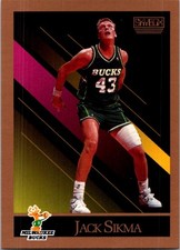 1990 Jack Sikma SkyBox Basketball #166 Milwaukee Bucks