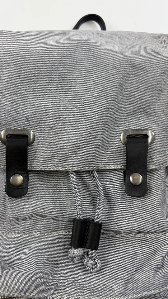 Mochila Everlane Para Hombres Gris Algodón Cordón Solapa Bolsillo Informal Bolso de Lona Foto 3 de 4