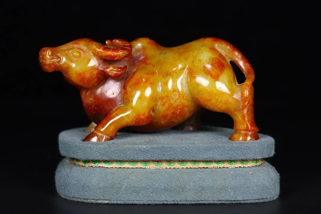 中国玉石彫刻 牛アンティーク骨董 中国玉石彫刻 牛アンティーク骨董