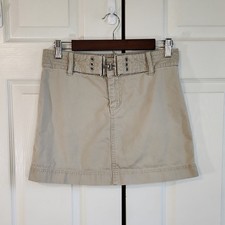 American Eagle Khaki Wide Belt Mini Skirt Size 2 100 Cotton Neutral Y2K Granola