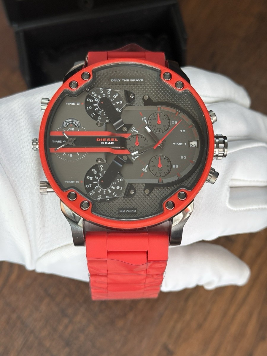 DZ7370 DIESEL DZ-7370 Mr. Daddy2.0 赤 クロノグラフ