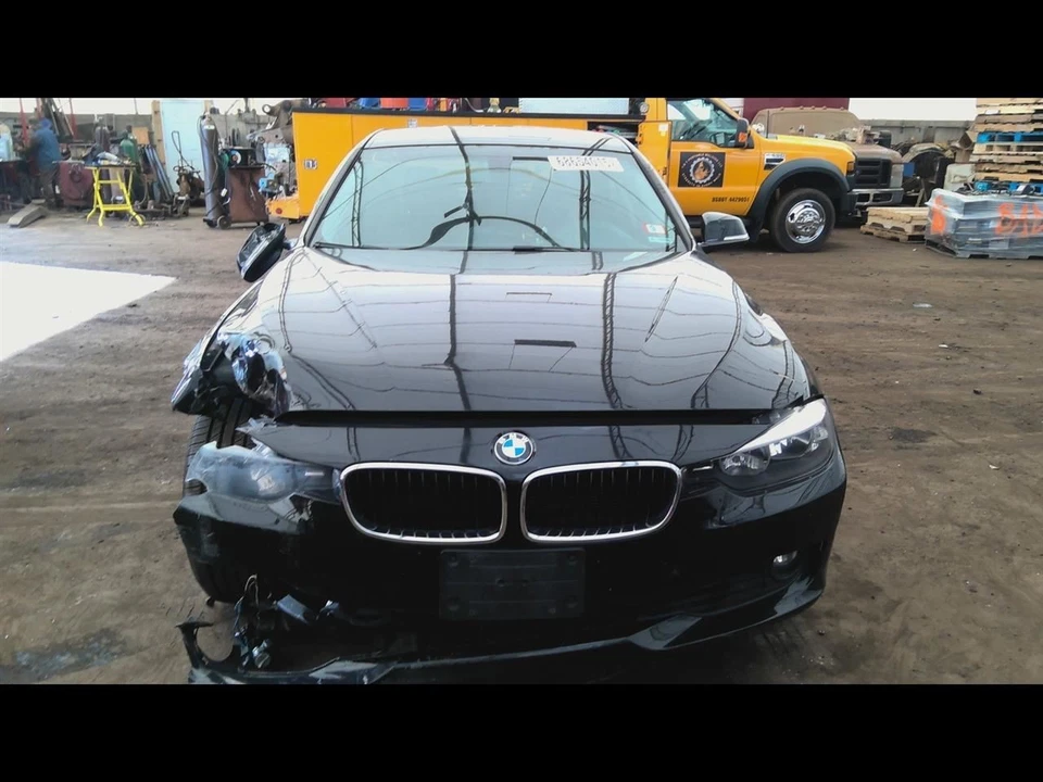 Radiator N26 Engine Sulev Main Fits 12-16 BMW 328i 6803975 Foto 3 de 4
