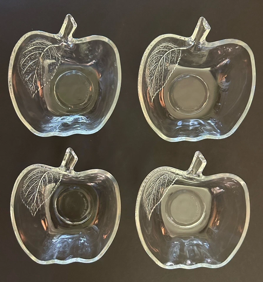 4 VINTAGE KIG Glas Apfelschalen klar geprägt Blatt Top Zustand