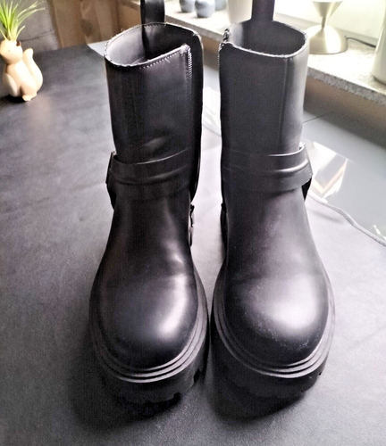 Plateau-Boots schwarz gr.39 Biker Style, seitlicher RV, Kunstleder , Primark TOP - Bild 2 von 4