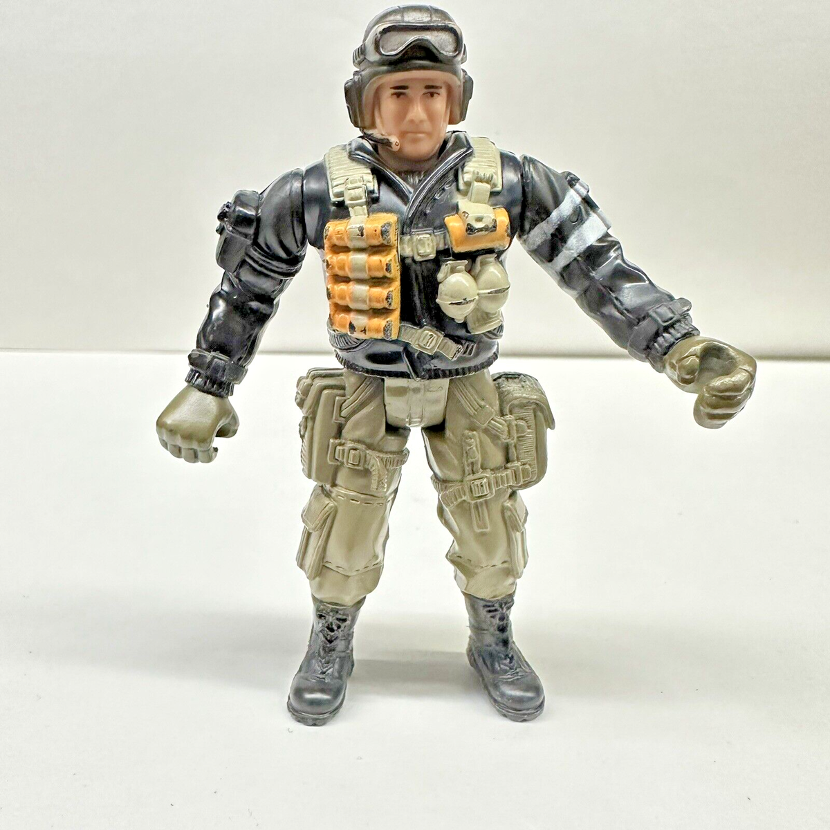 未開封 香港トイザらスTrue Heroes トゥルーヒーローズ センチネル1 未開封 香港トイザらスTrue Heroes トゥルーヒーローズ