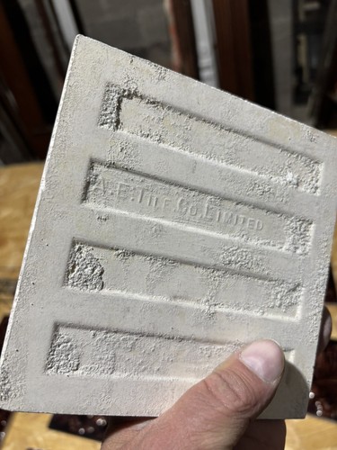 ~ 17 PIECE AE TILE FIREPLACE SURROUND 6 x 6 ~ ARCHITECTURAL SALVAGE - Picture 14 of 18