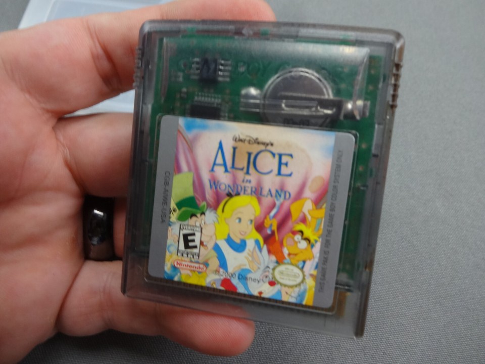 Alice In Wonderland (Nintendo GameBoy Color, 2000) Disney AUTHENTIC