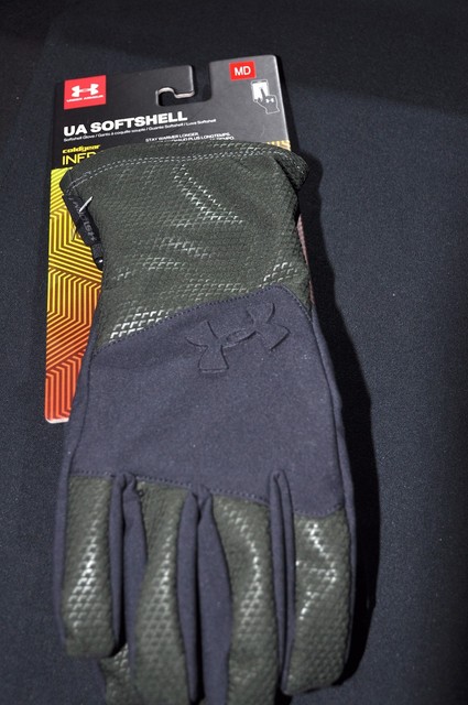 under armour coldgear liner gloves