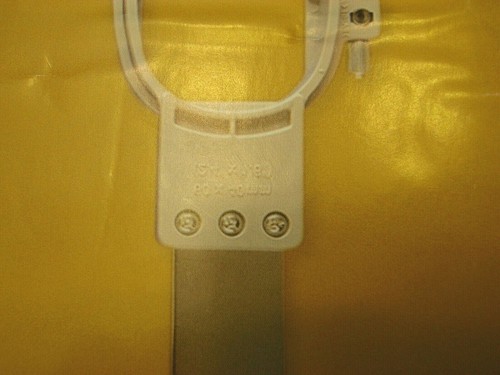 Embroidery Hoop EPF60 Brother or Baby Lock Machines Small 1 1/2" x 2 3/8" New - Picture 3 of 3