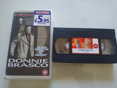 Donnie Brasco Al Pacino Johnny Depp - VHS Kassette Tape English - Bild 1 von 3