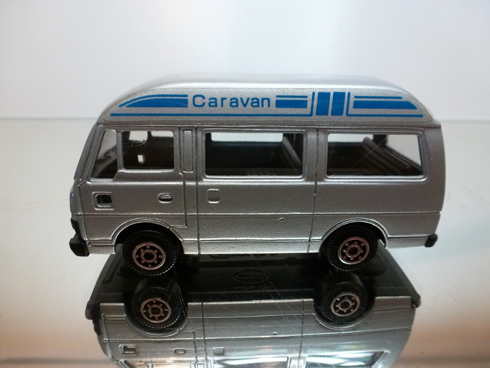 Picture 4 of 6