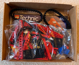 Vintage Lego Technic set 8229 - Tread Trekker; 100% complete w box and 2 manuals