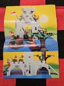 Vintage LEGO 6077 Instruction Manual Castle Forestmen's Crossing Booklet