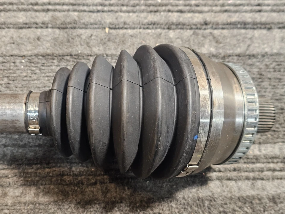 NCV23623 Front CV Axle half Shaft CV Joint Assembly For Audi RS6 2004 2003 - Image 4 of 4