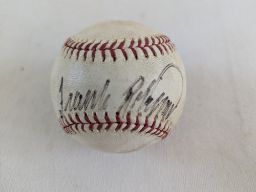 Frank Robinson HOF Reds Signed MLB Baseball - Lot 4 - Keith Johnson and Unknown - Picture 10 of 17