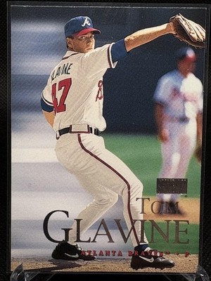2000 SkyBox #184 Tom Glavine