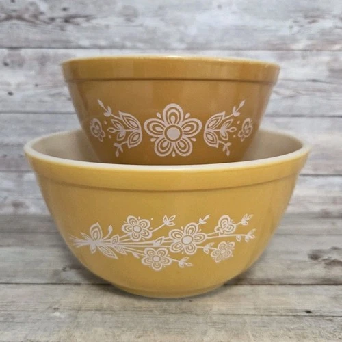 Vintage Pyrex Butterfly Gold #401 402 By Corning Mixing Nesting Bowls
